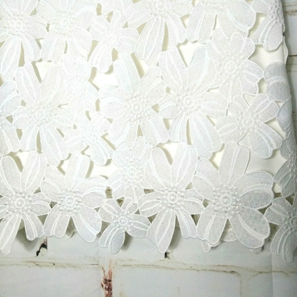 ◾ FELICITY & COCO ◾ Lace Belza Mini Dress - Picture 5 of 8